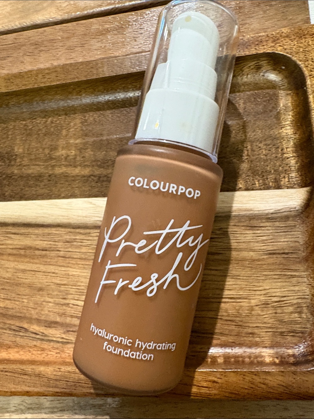 COLOURPOP Pretty Fresh Hyaluronic Hydrating Foundation - Warm Tan
